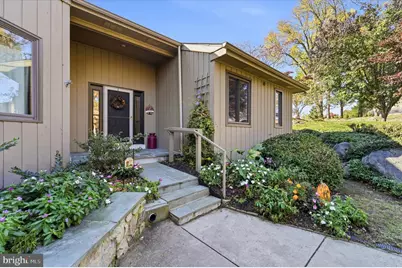 27 Muirfield Court, Newtown Square, PA 19073 - Photo 1