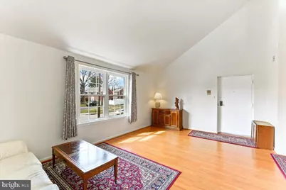 641 W Springfield Road #B3, Springfield, PA 19064 - Photo 4