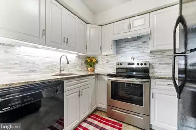 641 W Springfield Road #B3, Springfield, PA 19064 - Photo 6