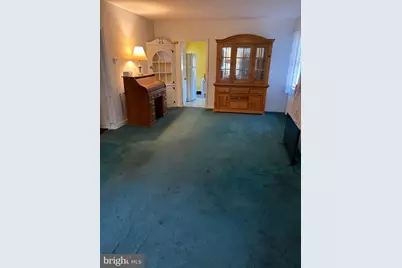 105 W Knowles Avenue Avenue, Glenolden, PA 19036 - Photo 6
