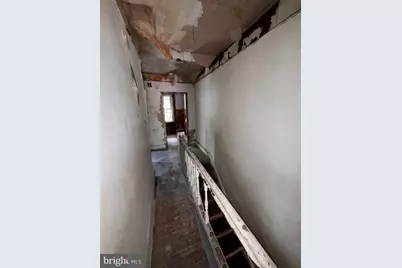 2024 Edgmont Avenue, Chester, PA 19013 - Photo 20
