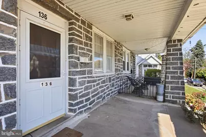 136 N Fairview Avenue, Upper Darby, PA 19082 - Photo 2