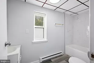 914 Central Ave, Chester, PA 19013 - Photo 10