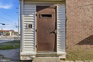 902 Highland Ave, Chester, PA 19013 - Photo 20