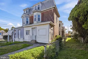 902 Highland Ave, Chester, PA 19013 - Photo 4