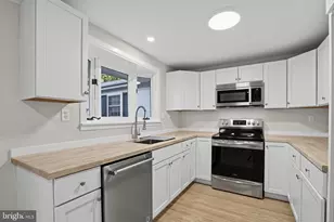 14 W Rampart W, Media, PA 19063 - Photo 28