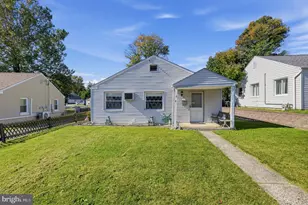 9 Scarlet Ave, Aston, PA 19014 - Photo 1