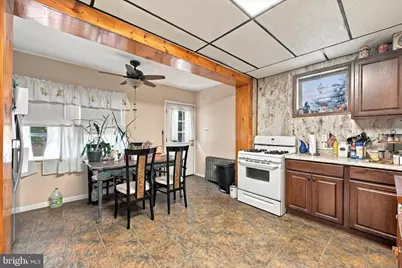 438 Pusey Avenue, Darby, PA 19023 - Photo 6
