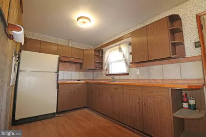 4018 Roseanna Court, Marcus Hook, PA 19061 - Photo 12