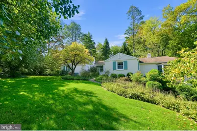 312 Chamounix Road, Wayne, PA 19087 - Photo 1