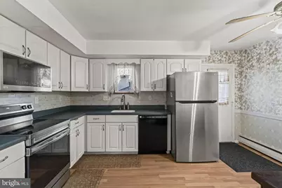 103 E East Broadway Avenue, Clifton Heights, PA 19018 - Photo 12