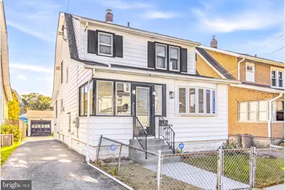 129 W Laughead Avenue, Marcus Hook, PA 19061 - Photo 2