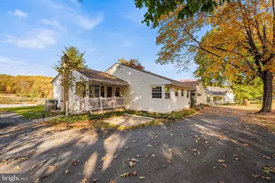 4910 W Chester Pike, Newtown Square, PA 19073 - Photo 26