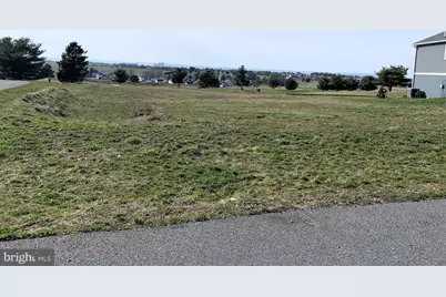 7136 Sandwich Lane, Fayetteville, PA 17222 - Photo 2