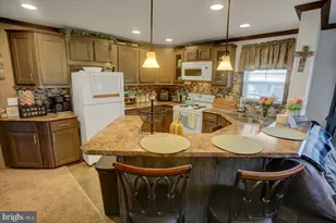 5614 Classic Ct, Fayetteville, PA 17222 - Photo 8