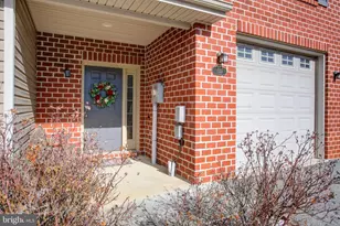 735 Bassett Dr, Chambersburg, PA 17201 - Photo 4