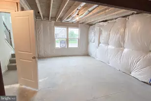 509 Evangeline Dr, Waynesboro, PA 17268 - Photo 4