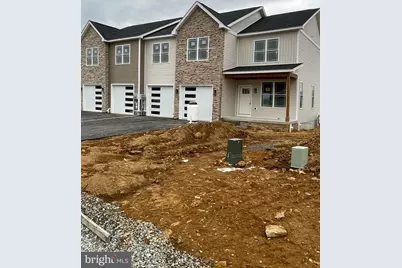 11802 Mystic Rock Ln S, Waynesboro, PA 17268 - Photo 2
