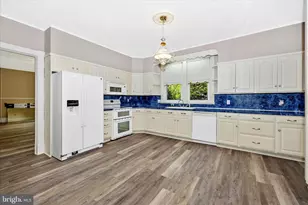 2027 Lincoln Way E, Chambersburg, PA 17202 - Photo 16