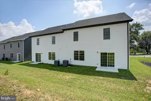 305 Grandview Ave, Waynesboro, PA 17268 - Photo 28