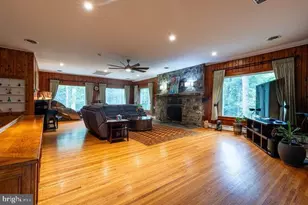 10246 Golf Course Rd, Fayetteville, PA 17222 - Photo 12