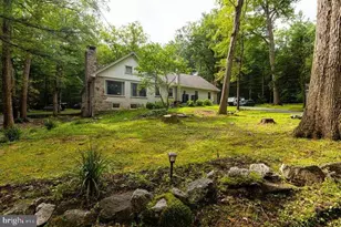 10246 Golf Course Rd, Fayetteville, PA 17222 - Photo 8