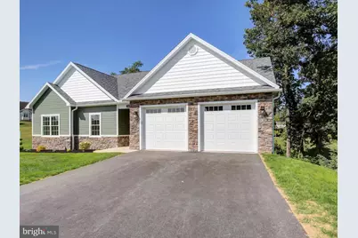 382 Teaberry Drive, Greencastle, PA 17225 - Photo 2