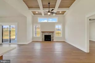 10842 Sierra Dr, Waynesboro, PA 17268 - Photo 4