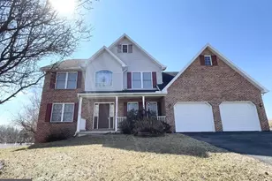 822 Lindia Rd, Chambersburg, PA 17201 - Photo 1