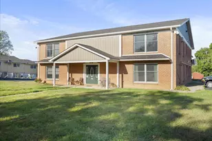 235 S Ridge Ave, Greencastle, PA 17225 - Photo 10