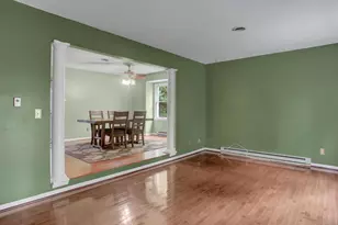 317 Valley View Dr, Waynesboro, PA 17268 - Photo 8