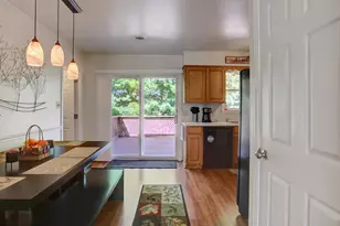 403 Sunny Dr, Waynesboro, PA 17268 - Photo 10