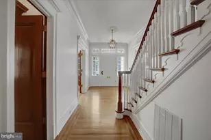 307 W W King St, Shippensburg, PA 17257 - Photo 4