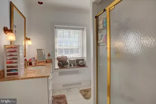 307 W W King St, Shippensburg, PA 17257 - Photo 32