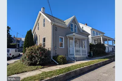 607 Pleasant Street, Chambersburg, PA 17201 - Photo 1
