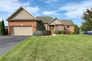 11765 Melrose Ave, Greencastle, PA 17225 - Photo 6