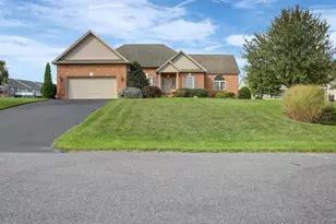 11765 Melrose Ave, Greencastle, PA 17225 - Photo 2