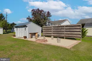 375 Carolle St, Greencastle, PA 17225 - Photo 6