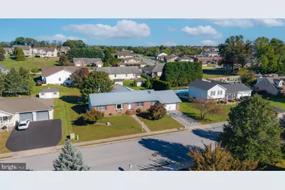 375 Carolle Street, Greencastle, PA 17225 - Photo 2