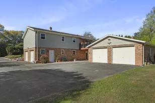 763 Joy Dr, Greencastle, PA 17225 - Photo 2