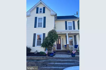 208 Hamilton Avenue, Waynesboro, PA 17268 - Photo 2