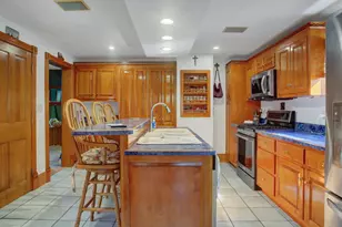 208 Hamilton Ave, Waynesboro, PA 17268 - Photo 14