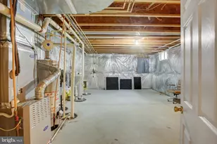 1223 E Pebblebrook Dr, Greencastle, PA 17225 - Photo 60