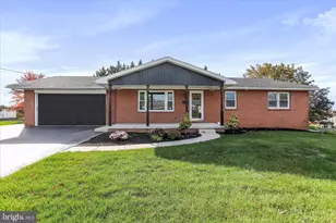 140 Williamson Ave Ave, Greencastle, PA 17225 - Photo 1