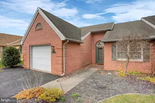 19 Sanibel Ln, Chambersburg, PA 17201 - Photo 4