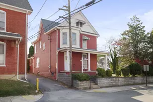 25 Fairview Ave, Waynesboro, PA 17268 - Photo 4