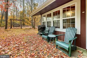 460 Rocky Mountain Rd, Fayetteville, PA 17222 - Photo 2