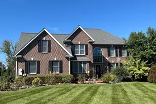 3325 Muirfield Dr, Chambersburg, PA 17202 - Photo 2