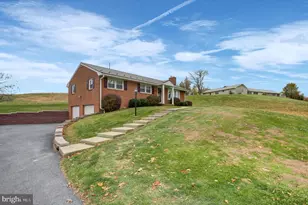 56 Field Cir, Chambersburg, PA 17202 - Photo 4