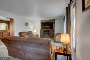 56 Field Cir, Chambersburg, PA 17202 - Photo 8